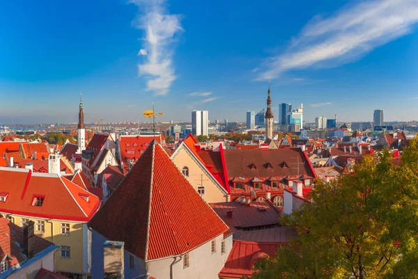 Paisaje urbano aéreo de Tallin, Estonia — Foto de Stock