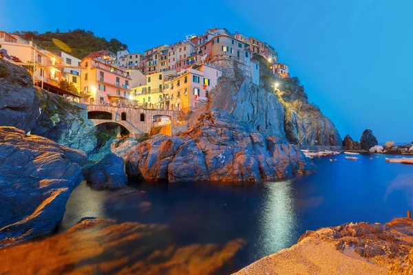 Noc Manarola w regionie Cinque Terre, Liguria, Włochy — Zdjęcie stockowe