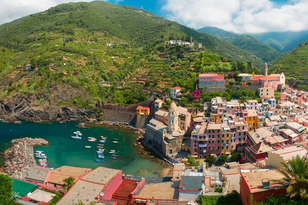 Panorama vernazza, cinque terre, liguria, Itálie — Stock fotografie