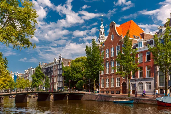 Amsterdam canal, Holanda, Países Baixos . — Fotografia de Stock