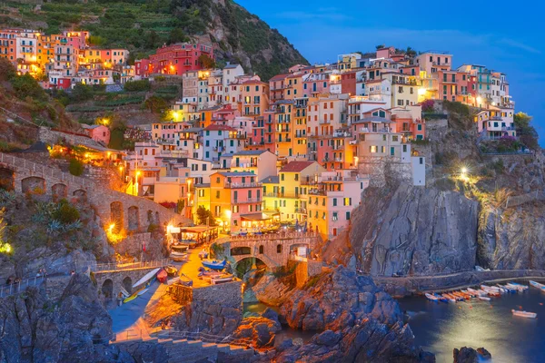 Noc Manarola w regionie Cinque Terre, Liguria, Włochy — Zdjęcie stockowe