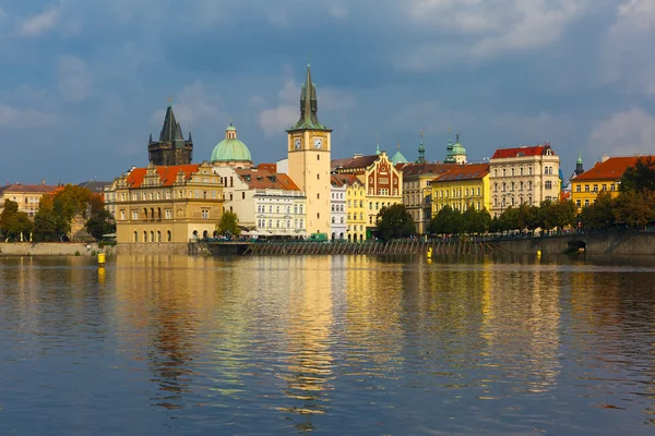 Старый город в Праге, Чехия — стоковое фото
