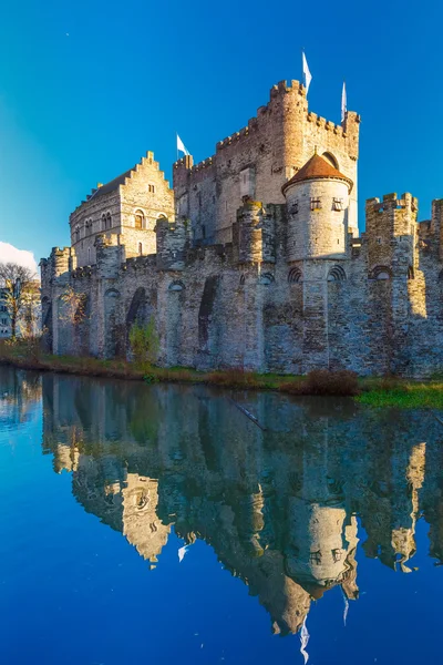 Castillo medieval Gravensteen en Gent, Bélgica — Foto de Stock