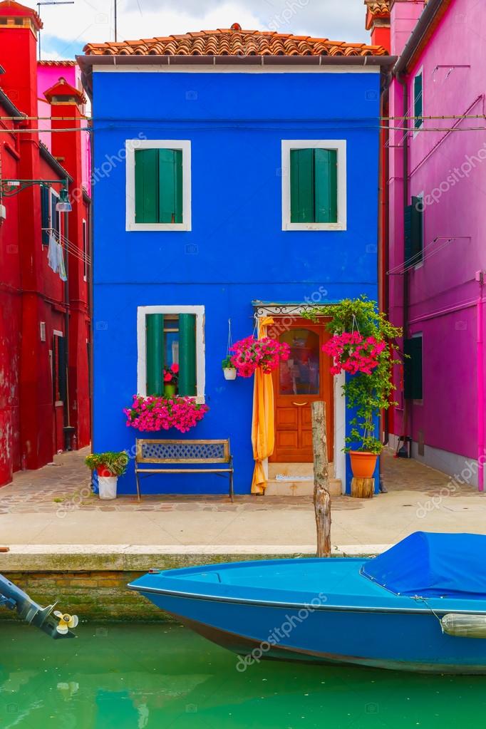 ブラーノ島 ベニス イタリアのカラフルな家 ストック写真 C Olgacov