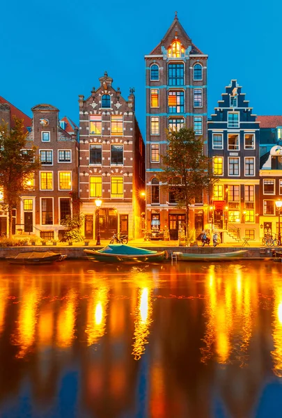 Night city view of Amsterdam canal Herengracht — Stock Photo, Image
