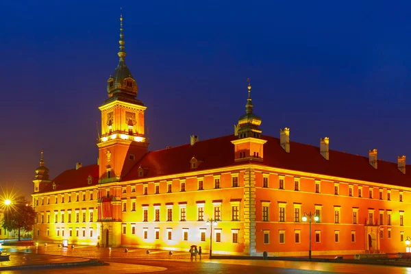 Zamek Królewski w nocy w Warszawie. — Zdjęcie stockowe
