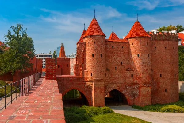 Barbican eski şehir Varşova, Polonya — Stok fotoğraf