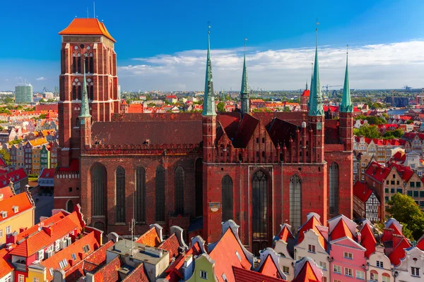 Polonya 'nın Gdansk kentindeki Aziz Mary Kilisesi — Stok fotoğraf