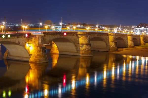 Pont Auguste, Elbe la nuit, Dresde, Allemagne — Photo