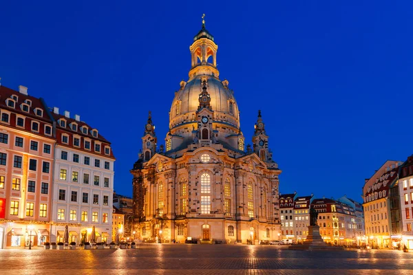 Frauenkirche à noite em Dresden, Alemanha — Fotografia de Stock
