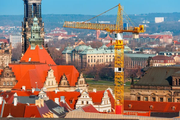 在德国的德累斯顿老城修复工作 — 图库照片