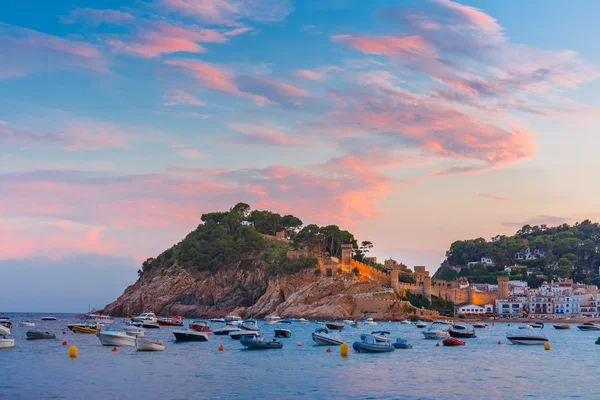 Tossa de Mar na pobřeží Costa Brava, Catalunya, Španělsko — Stock fotografie
