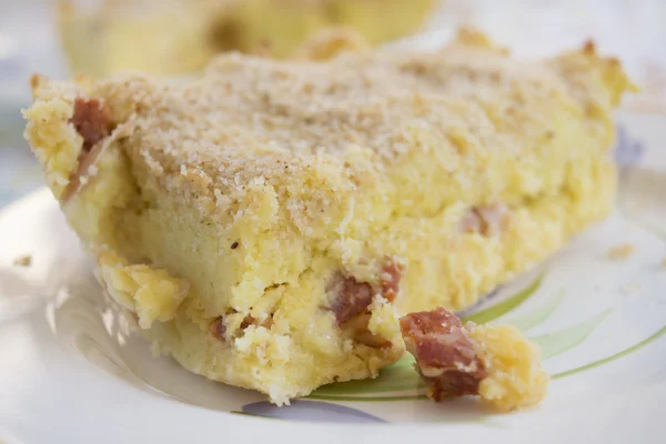 patates timbale mozzarella peyniri ile doldurulmuş ve jambon tedavi