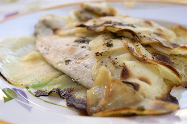 Filetes de solha de batata-crustada — Fotografia de Stock