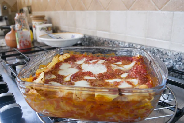 Bolognese lasagna with bechamel sauce — Stock Photo, Image