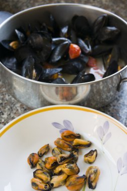 Napoliten biberli midye