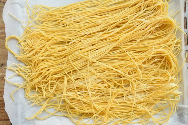 Espaguete Ovo Feito Casa Chamado Espaguete Alla Chitarra — Fotografia de Stock
