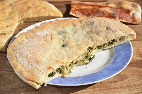 Pizza rellena — Foto de Stock