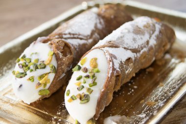 Sicilyalı cannoli