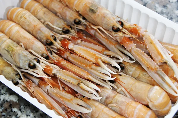 Ontdooide scampi 's — Stockfoto