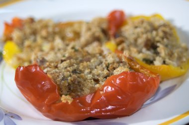 renkli biber dolması