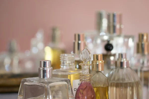 Elegant flagrance and perfumes — Stock Photo, Image