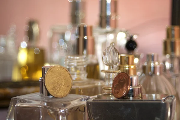 Elegante flagrancia y perfumes —  Fotos de Stock