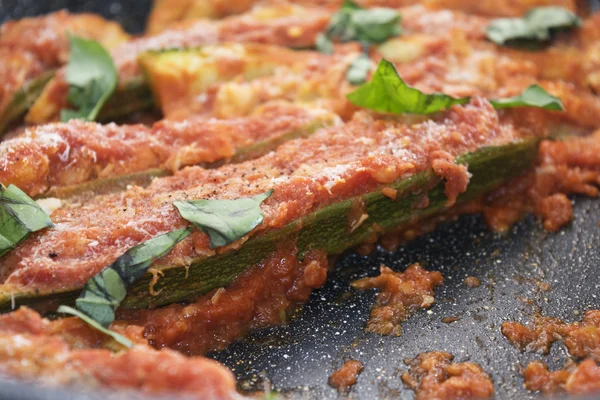 Stuffed zucchini — Stock Photo, Image