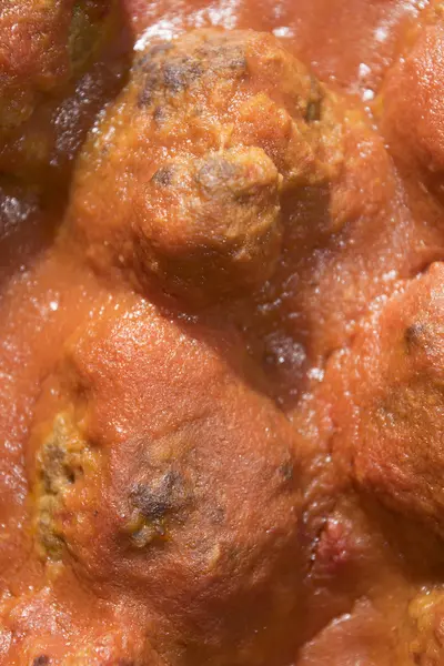 Almôndegas no molho de tomate — Fotografia de Stock