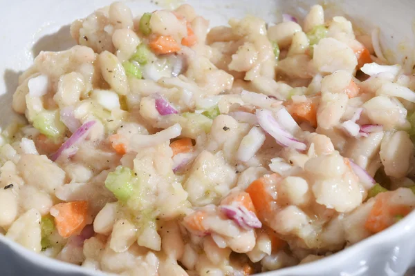 Bonen salade met UI — Stockfoto