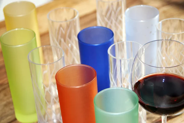 Copas de vino de colores — Foto de Stock