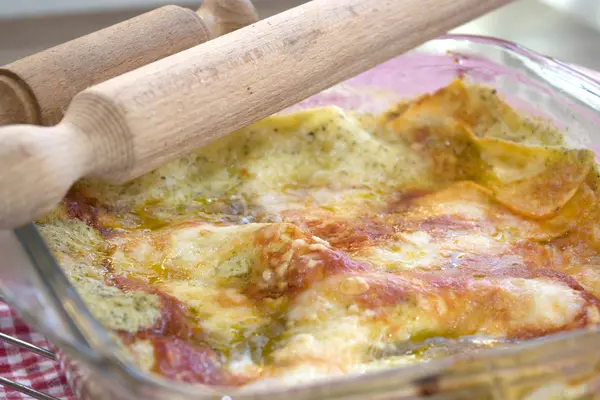 Lasagne al pesto genovese — Foto Stock