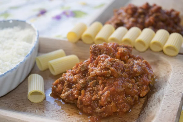 Ragu boloñés con carne molida — Foto de Stock