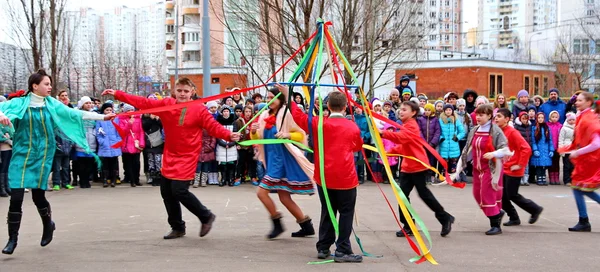 Maslenitsa, a traditional spring holiday in Russia. — Stock Photo, Image