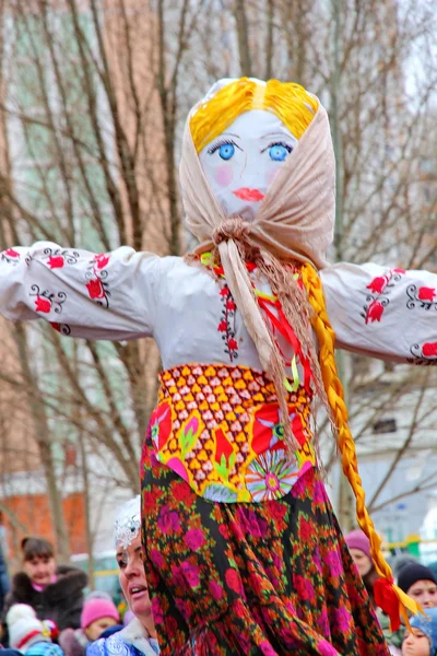 Maslenitsa, a traditional spring holiday in Russia. — Stock Photo, Image