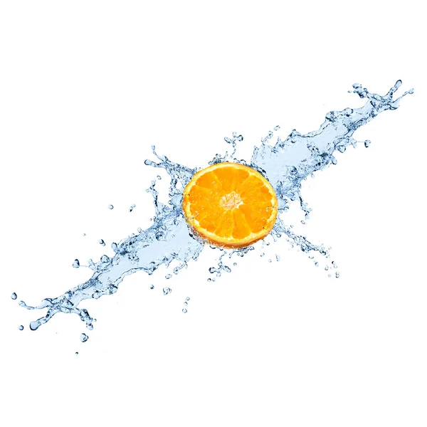 Arancione con spruzzi d'acqua scorrevoli — Foto Stock