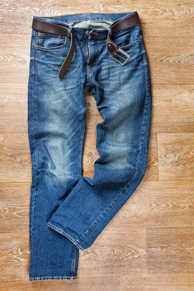 Blaue Jeanshose — Stockfoto