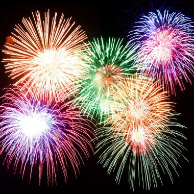 parlak renkli havai fişek