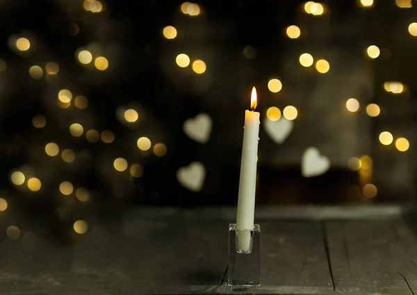 Queimando Vela Fundo Escuro Com Luz Das Luzes Close — Fotografia de Stock