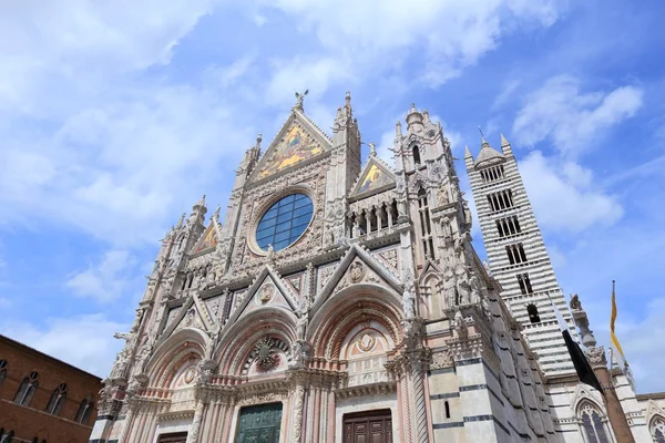 Siena katedrála - stará památka — Stock fotografie