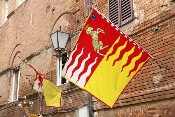 Siena - antigo marco — Fotografia de Stock