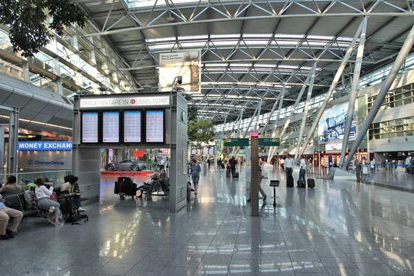 Aeroporto de Dusseldorf, Alemanha — Fotografia de Stock