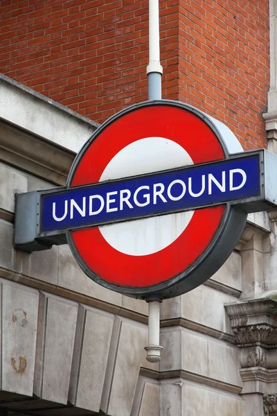 London Underground sign — Stock Photo, Image