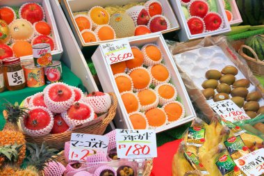 Japonya'da meyve fiyatları