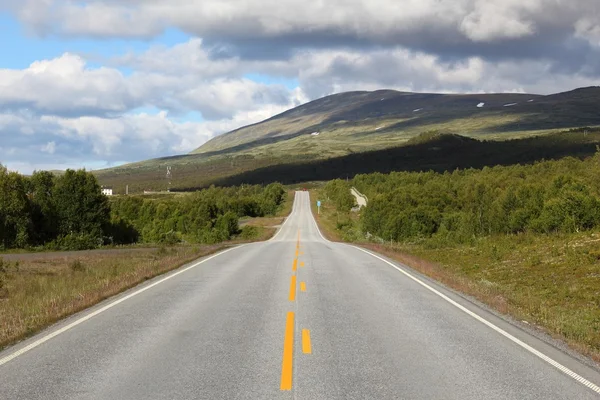 Норвегія - Dovrefjell дорозі — стокове фото