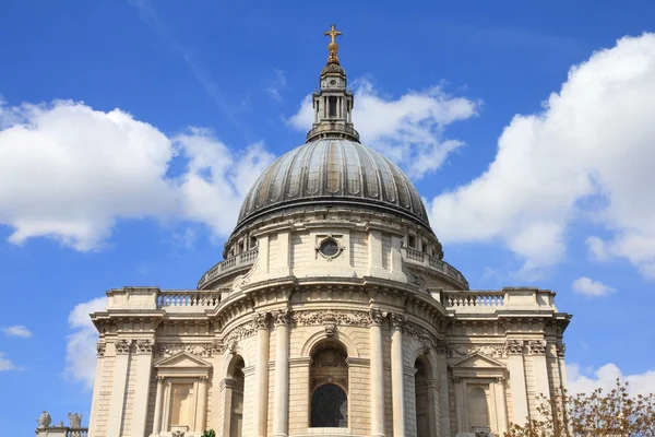 Londra Katedrali mimarisi — Stok fotoğraf