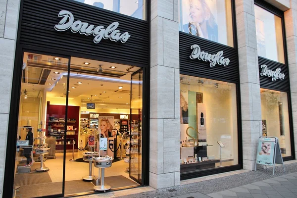 Douglas cosmetics store — Stock Photo, Image