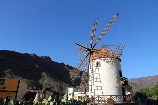 Moinho de vento em Gran Canaria — Fotografia de Stock