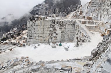 Carrara ocağı, İtalya