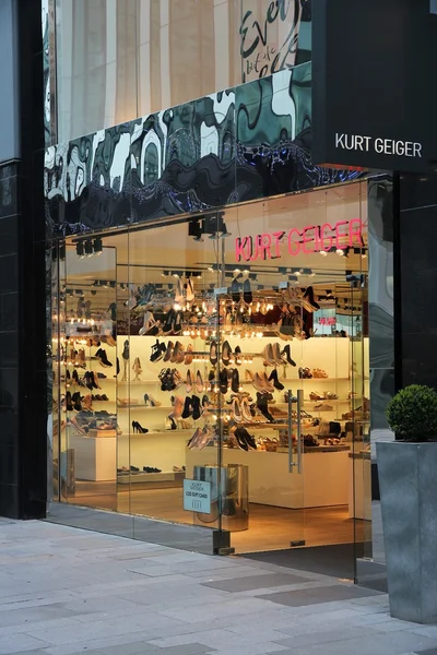 Tienda de zapatos Kurt Geiger —  Fotos de Stock